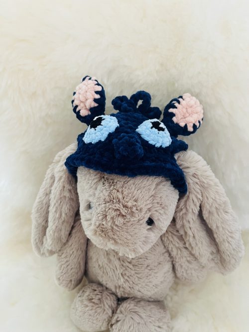 Gehaakt stitch hoedje voor medium jellycat konijn